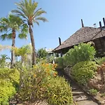 South Faced 4 Bdrm Townhouse With Pool In Marbella
